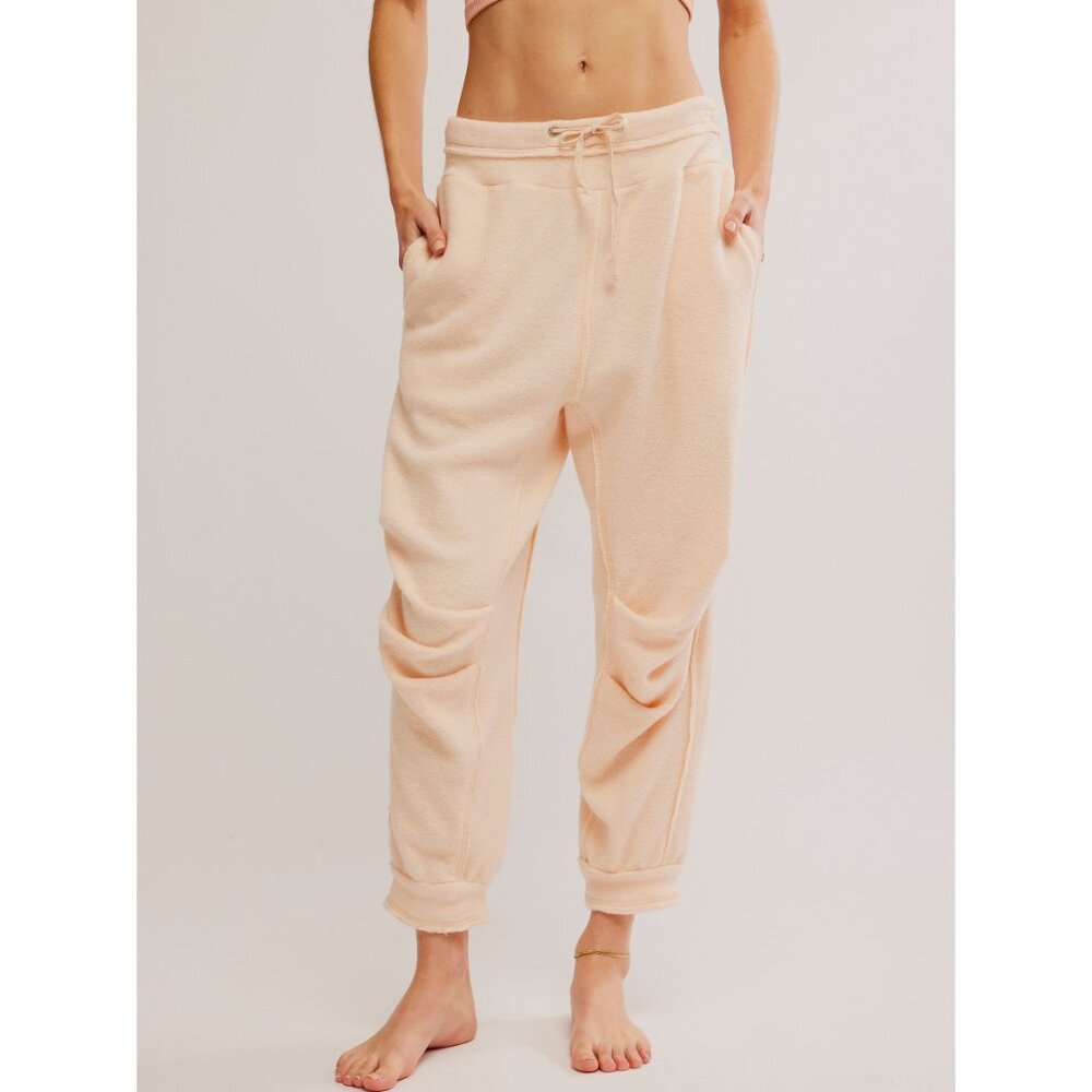 FREE PEOPLE Day Off Fleece Joggers / Tender Peach
